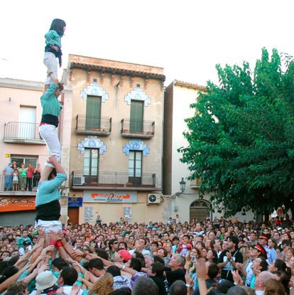 Diada castellera a la plaça Prat de la Riba