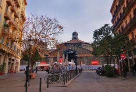 Itinerari cultural: Tot descobrint el Born.