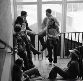 Taula rodona: L’adolescència, una etapa clau en el desenvolupament de la persona.