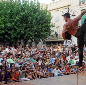 Festa Major 2013: "Cabaré Parodia" de Circo LOS.