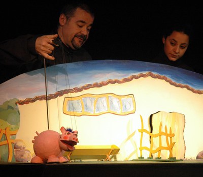 11a Mostra Internacional de Titelles de Mollet del Vallès: "Los tres cerditos". Cia. Teatro Arbolé.