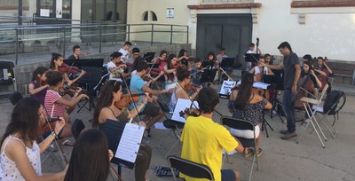 Concert de música de pel·lícules a càrrec de la Jove orquestra de cambra de l'Escola Municipal de Música.