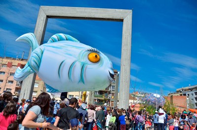 12a Mostra Internacional de Titelles: Inauguració de la Mostra. Arribada del Mollet Mullat.