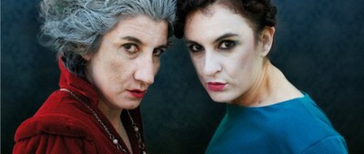 Teatre: "Brujas" a càrrec de la Cia Lolita Corina.