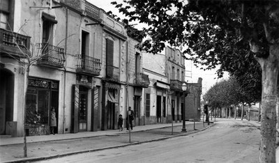 Xerrada:"De Mollet al món. Un passeig arquitectònic per entendre la construcció dels edifics antics".