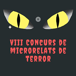 Lliurament del premi al guanyador del 8è Concurs de Microrelats de terror.
