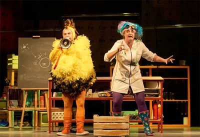 Teatre familiar: "Valentina Quàntica" a càrrec de la Cia Anna Roca.