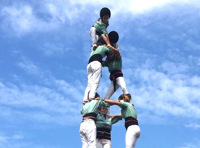 Assaig al carrer dels Castellers de Mollet.
