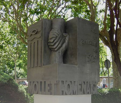 Monument a Rafael Casanova de Cesc Bas.