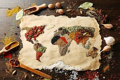 Diverses espècies distribuïdes sobre un mapamundi.