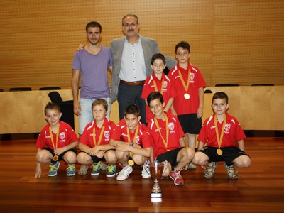 Recepció a l’equip Pre-benjamí del Mollet Hoquei Club.