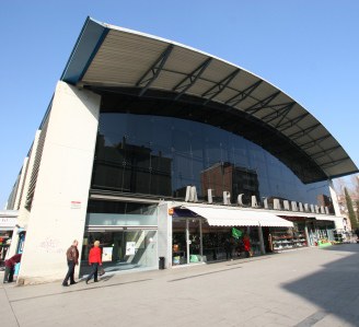 Interior del Mercat Municipal