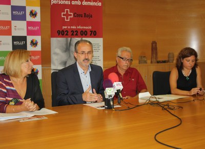 Conveni amb Creu Roja per implantar un servei localitzador per a persones amb alzheimer.