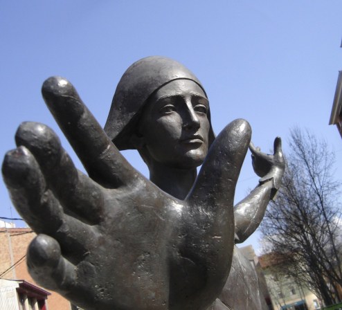Monument a tots els vells del món, de Cesc Bas