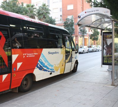 El bus urbà guanya un 3,42% de passatgers el 2013.