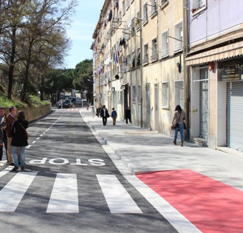 Acaben les obres de reurbanització i millora del carrer del Ferrocarril.