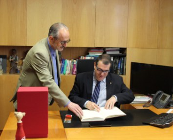 Mollet se situa com una de les ciutats de Catalunya on més baixen els actes delictius .