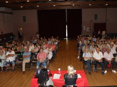 Mollet, amb la gent gran .