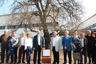 Una placa reconeix la tasca dels donants de sang.