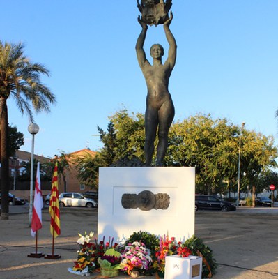 Ofrena floral en homenatge a Lluís Companys i a tots els immolats per la llibertat a Catalunya.