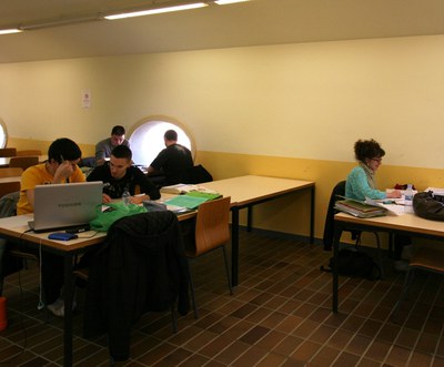 Tornen les aules d’estudi als centres cívics i a la Biblioteca.