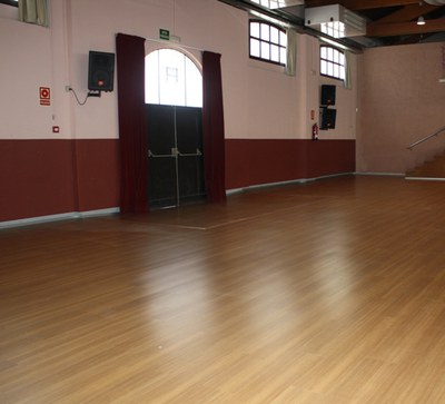 El Mercat Vell estrena parquet.