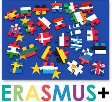 L'Ajuntament rep els alumnes de l'IES Mollet que han participat al programa Erasmus + .