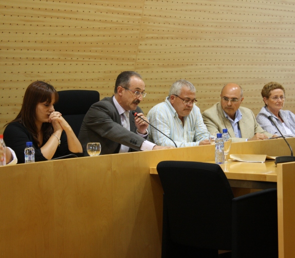 Fotografia de grup dels regidors que no repeteixen i l'alcalde