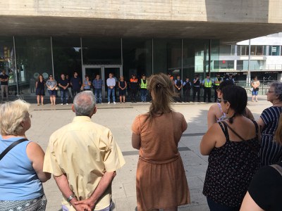 Mollet recorda i ret homenatge a les víctimes dels atemptats terroristes del 17A.