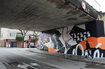 Els joves de Mollet s’expressen amb l’art contra la violència masclista.