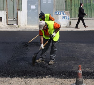 Baixa l’atur per segon mes consecutiu.