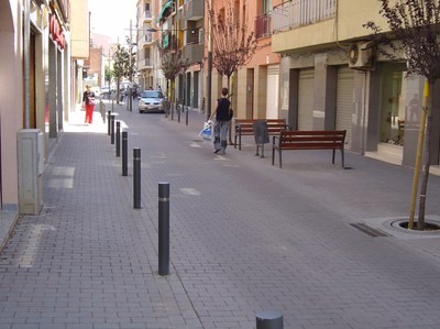L'Ajuntament restringeix el trànsit al nucli antic.