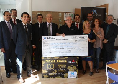 Donació al Casal Obert gràcies a la targeta Mollet Comerç.