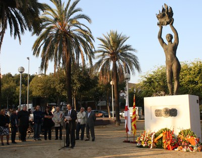 Ofrena floral en homenatge a Lluís Companys.