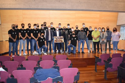 El Club Bàsquet Mollet ofereix el títol de campió a la ciutat.