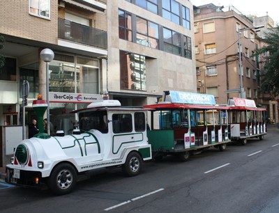 Mollet Comerç us convida a pujar al Trenet de Nadal.