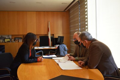 L’alcalde de Mollet del Vallès informa al coordinador del Pla de Rodalies de la necessitat de la integració de l’R3 al seu pas per la ciutat.