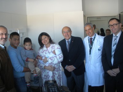 Neix a Mollet el primer nadó català del 2012.