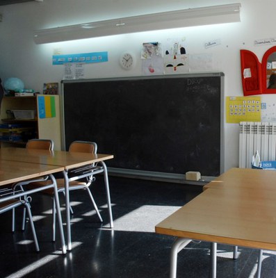 L'Ajuntament demana  a la Generalitat que garanteixi la qualitat educativa de l'Escola Longarón.