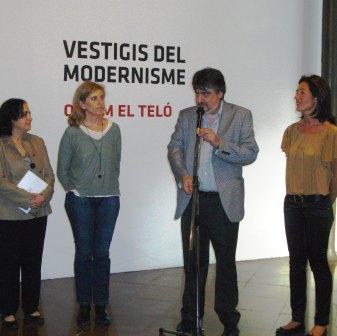 Ambientació modernista en la inauguració