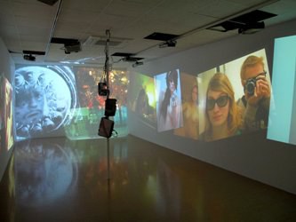 L’exposició itinerant “A través del mirall. Joan Fontcuberta” s’inaugura a Mollet.