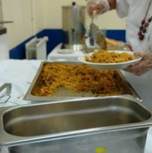 La regidora visita el menjador social