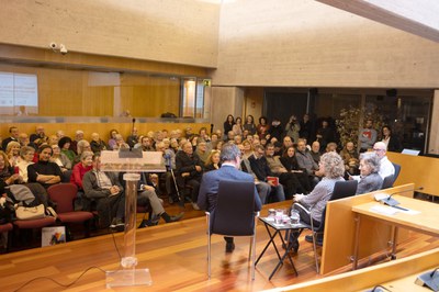 El número 41 de la revista Notes surt al carrer, excepcionalment després de Sant Vicenç.