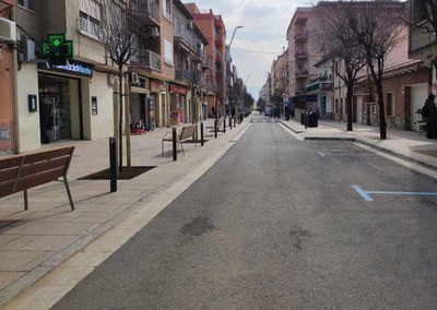 L’Ajuntament acorda amb els comerciants de Gaietà Vínzia i l’Associació de Veïns de Col·legis Nous reobrir el carrer al trànsit els caps de setmana