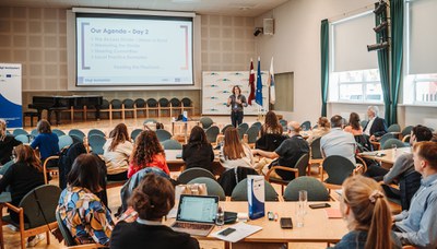 Reunió dels socis amb Ian Graham.
