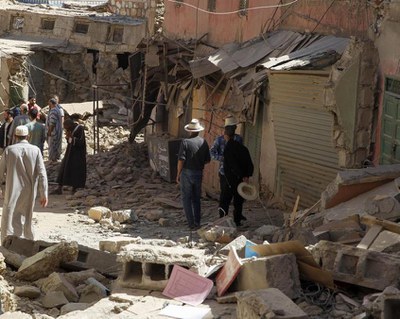 Mollet amb les víctimes del terratrèmol del Marroc