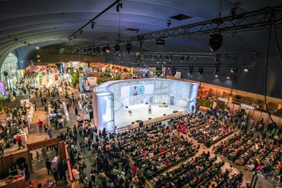 Moment de la cimera Change Now.