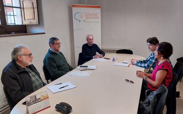 Visita de l'activista mexicana Ana M. Hernández a l'Oficina del Síndic a Can Lledó Visita de l'activista mexicana Ana M. Hernández a l'Oficina del Síndic a Can Lledó