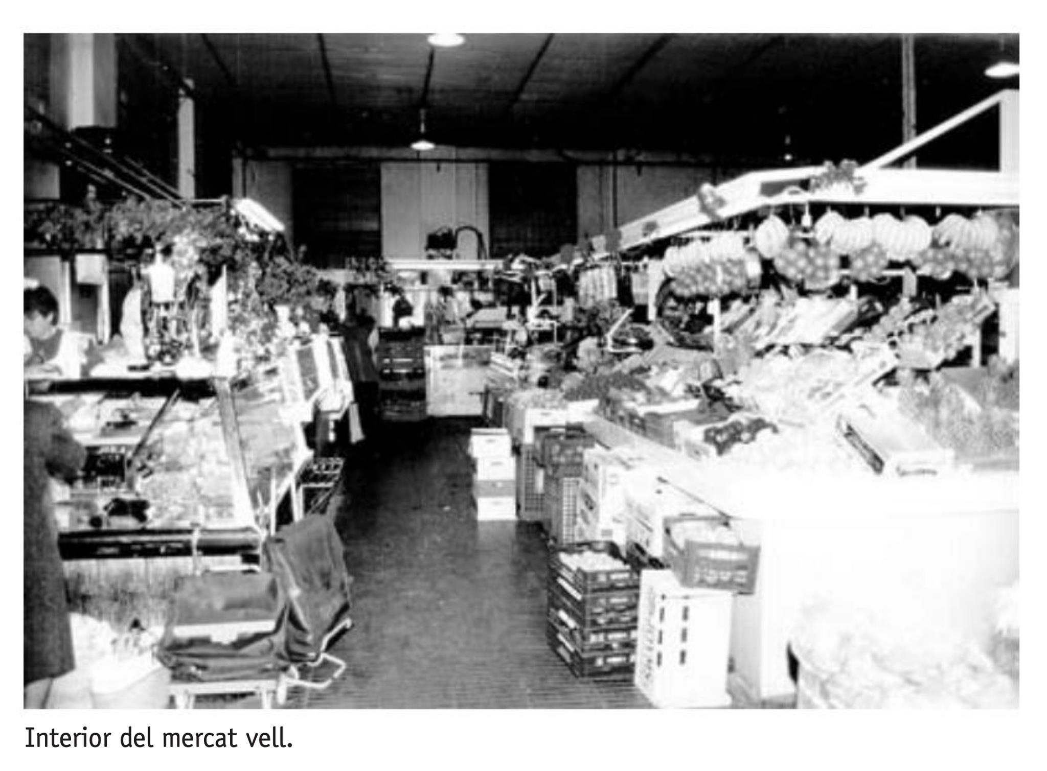 Interior del Mercat Vell.jpg