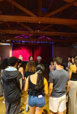 Cluedo en Viu celebrat al Mercat Vell.
